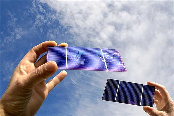 افزایش بازده سلول های خورشیدی حساس به رنگ به کمک نانو ساختار اکسید تیتانیوم