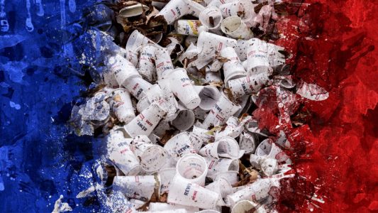 فرانسه فقط از پلاستیک های بازیافتی در بسته بندی استفاده خواهد کرد